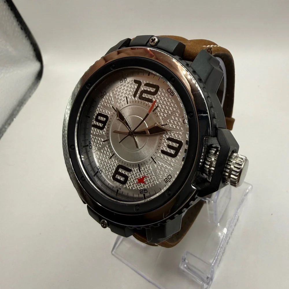 Fastrack Men's Analog Silver Dial Leather Strap Watch (New Battery) Case 51mm